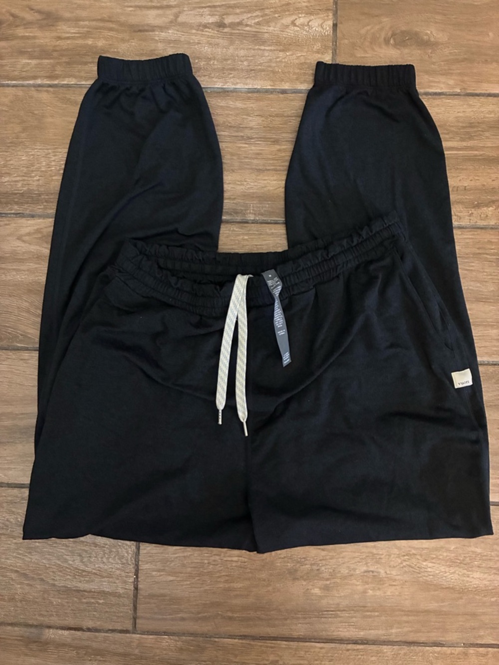 Vuori Women’s Performance Jogger in Black DreamKnit Size M